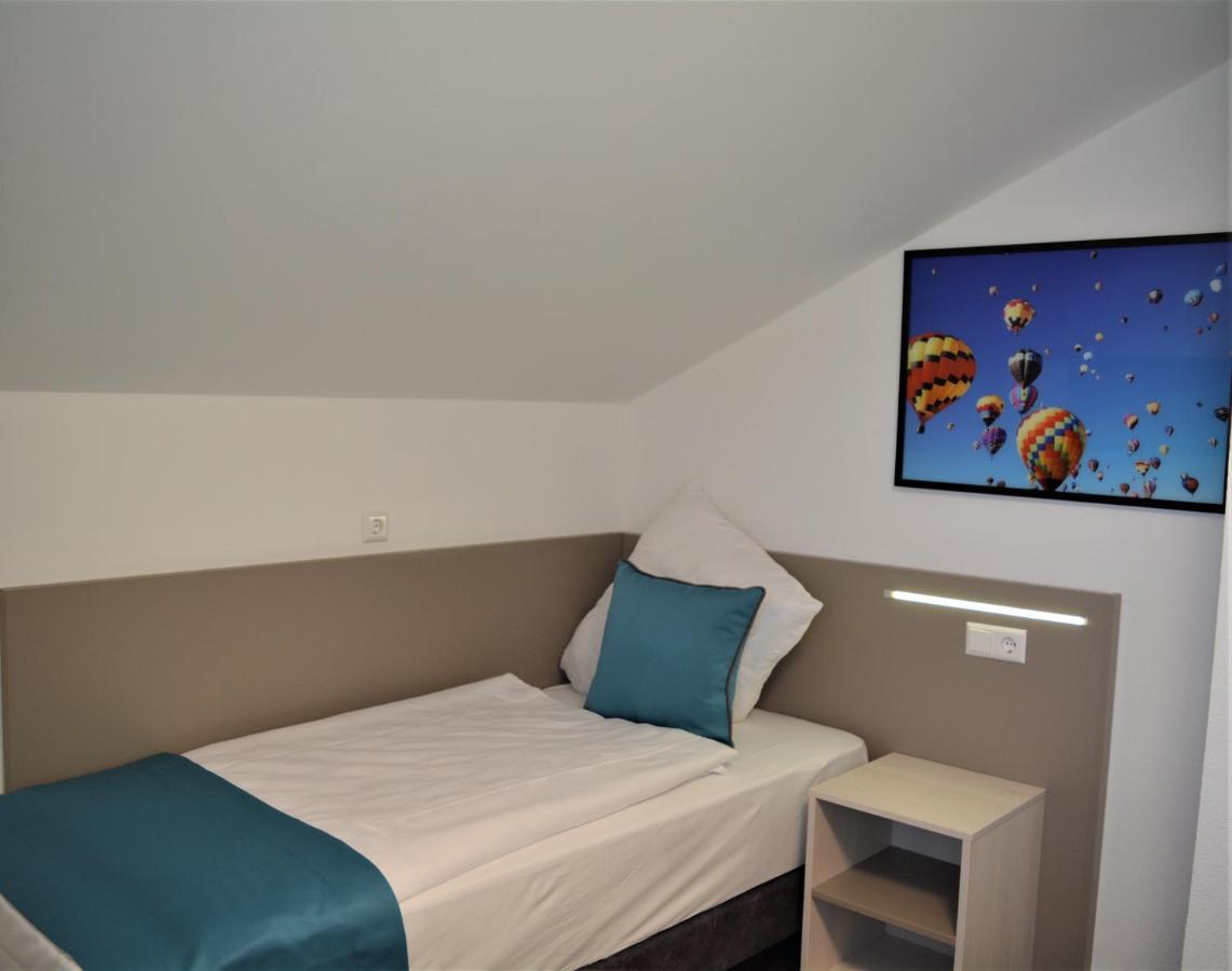 Hotel Bawue Stuttgart Ngoại thất bức ảnh